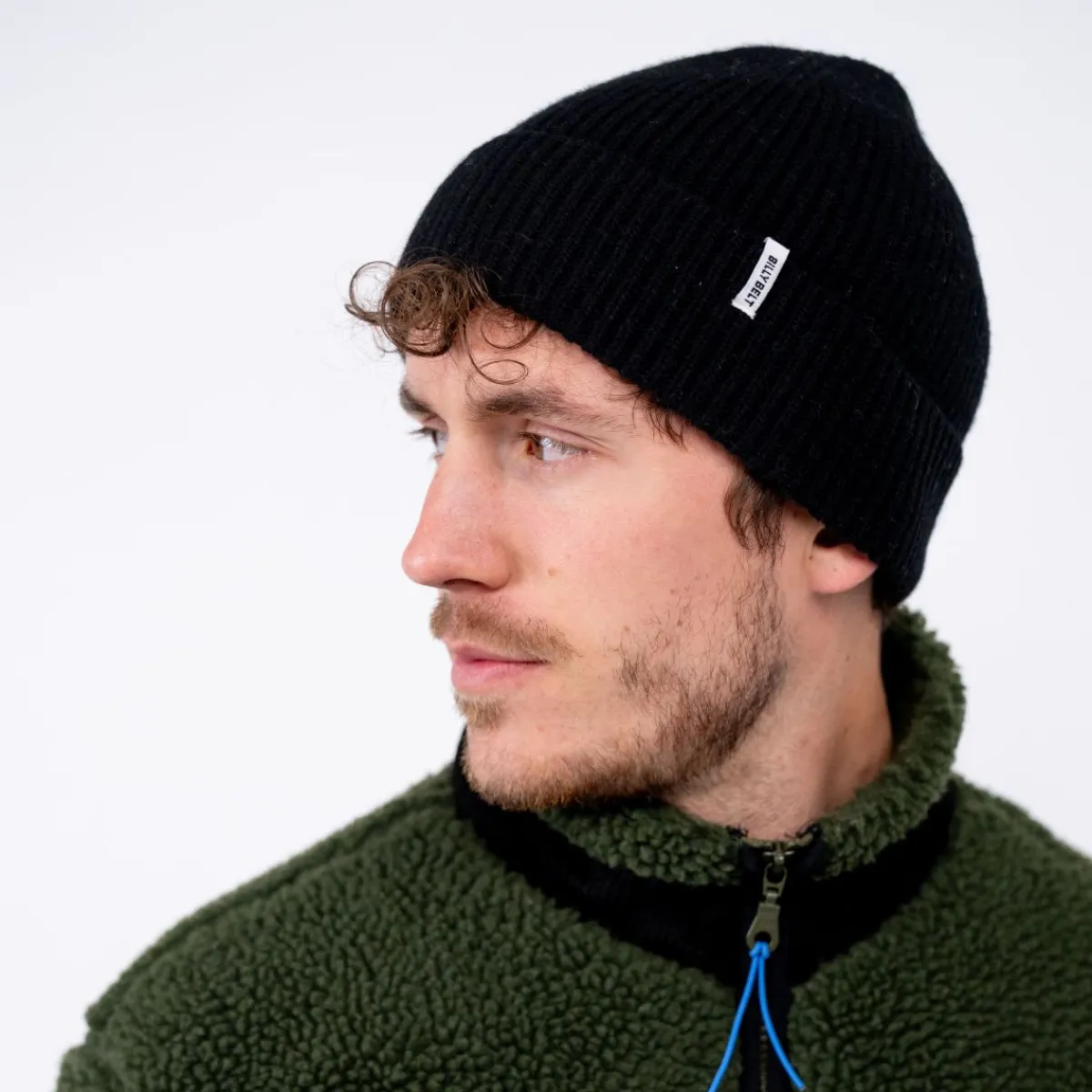 bonnet_en_laine_dagneau_noir_4.webp BILLYBELT Bonnet en laine d'agneau Noir> Bonnets