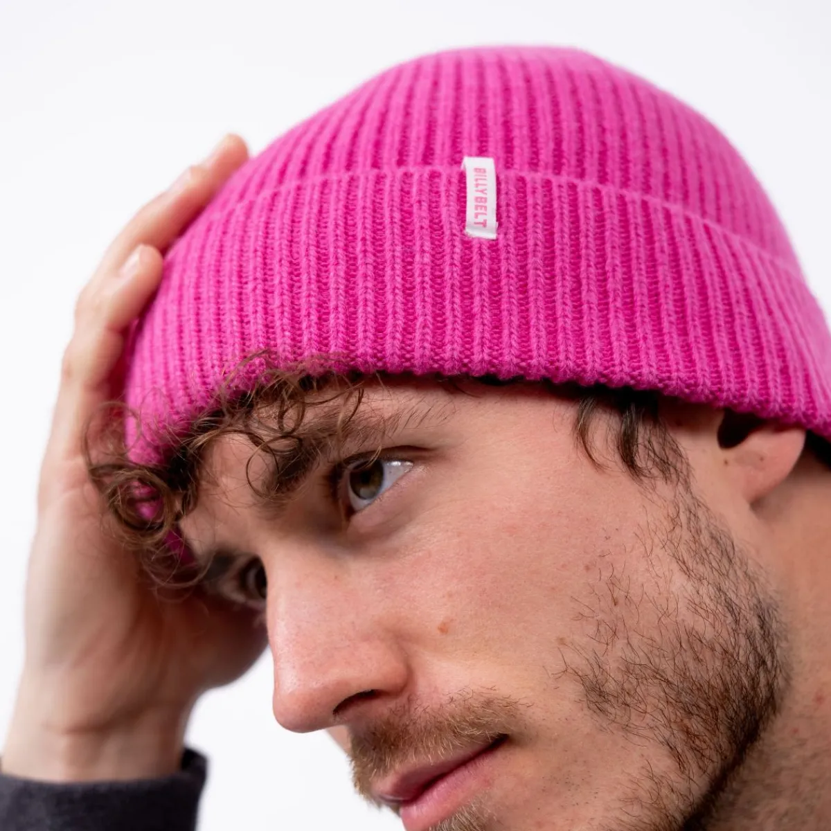 bonnet_en_laine_dagneau_rose_bubblegum_3.webp BILLYBELT Bonnet en laine d'agneau Rose bubblegum> Bonnets