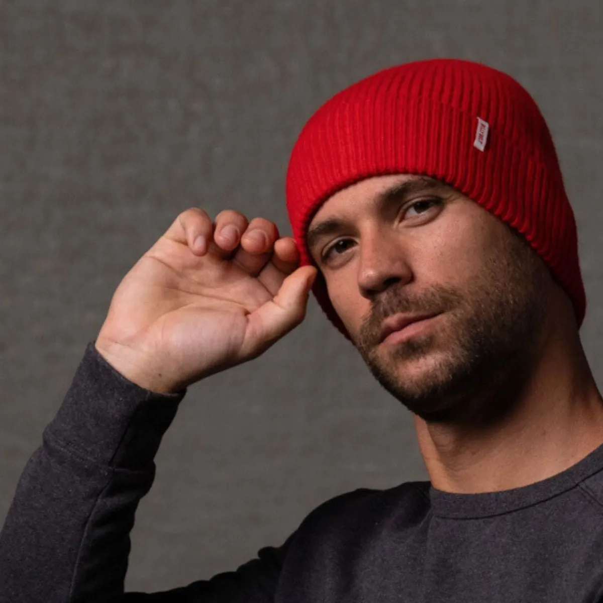 bonnet_en_laine_dagneau_rouge_0.webp BILLYBELT Bonnet en laine d'agneau Rouge> Bonnets
