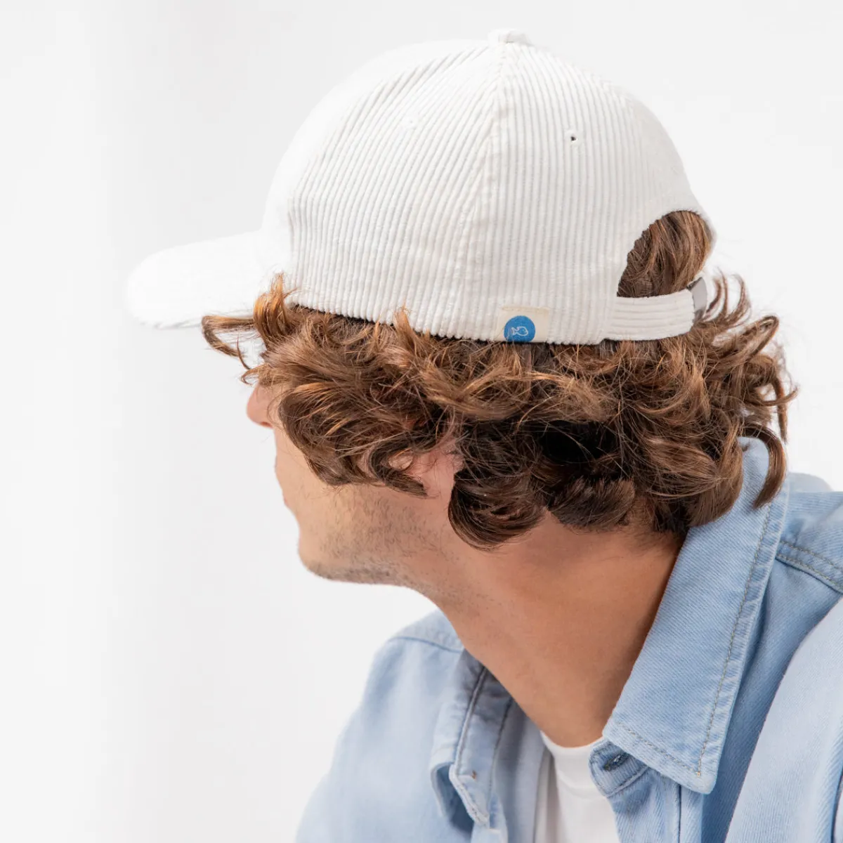 casquette_velours_blanc_4.webp BILLYBELT Casquette velours> Casquettes En Velours