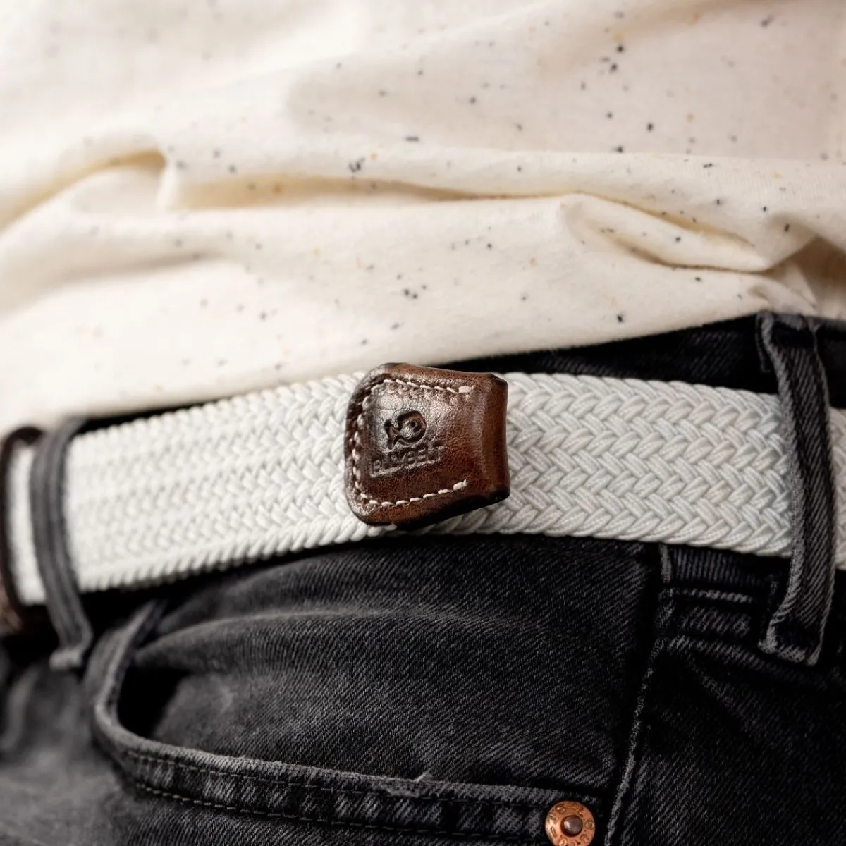 ceinture_tresse_lastique_blanc_coco_3.webp BILLYBELT Ceinture tressée élastique Blanc coco>Homme Ceintures Tressées Unies