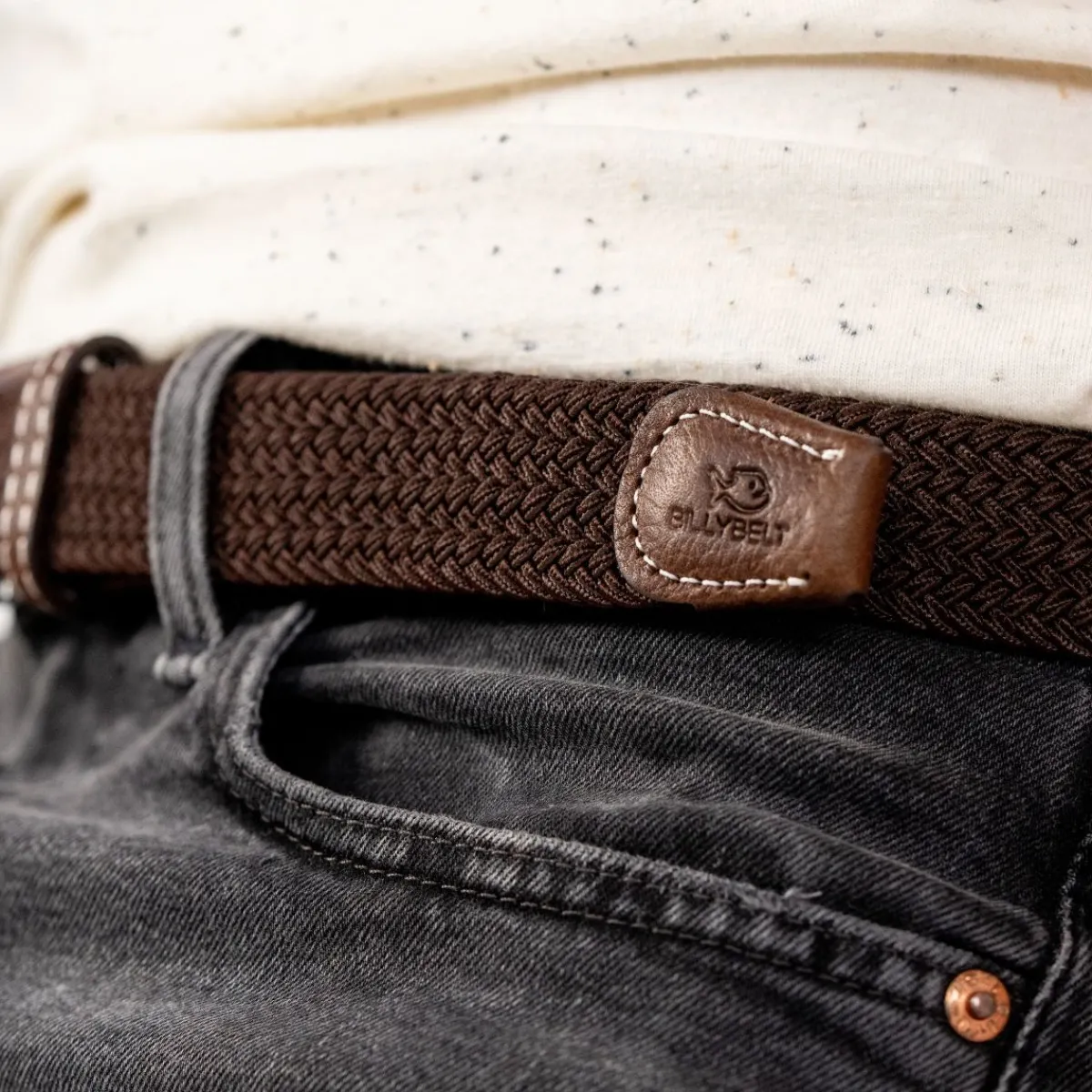 ceinture_tresse_lastique_marron_feuille_3.webp BILLYBELT Ceinture tressée élastique Marron feuille>Homme Ceintures Tressées Unies