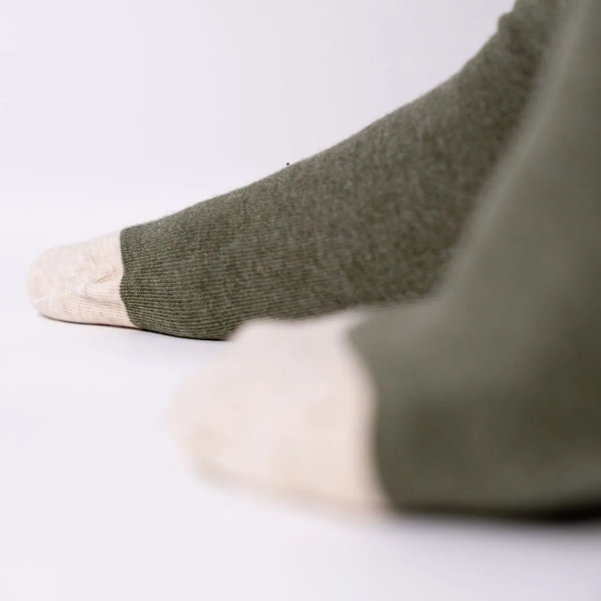 chaussettes_en_coton_peign_unies__kaki_chin_4.webp BILLYBELT Chaussettes en coton peigné Unies - Kaki chiné>Homme Chaussettes Unies