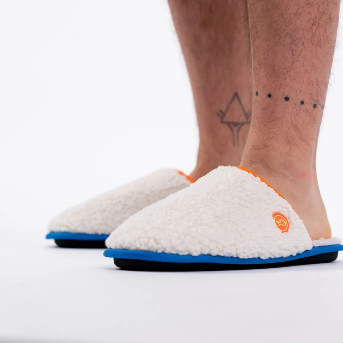chaussons_en_sherpa_orange_0.webp BILLYBELT Chaussons en> Chaussons