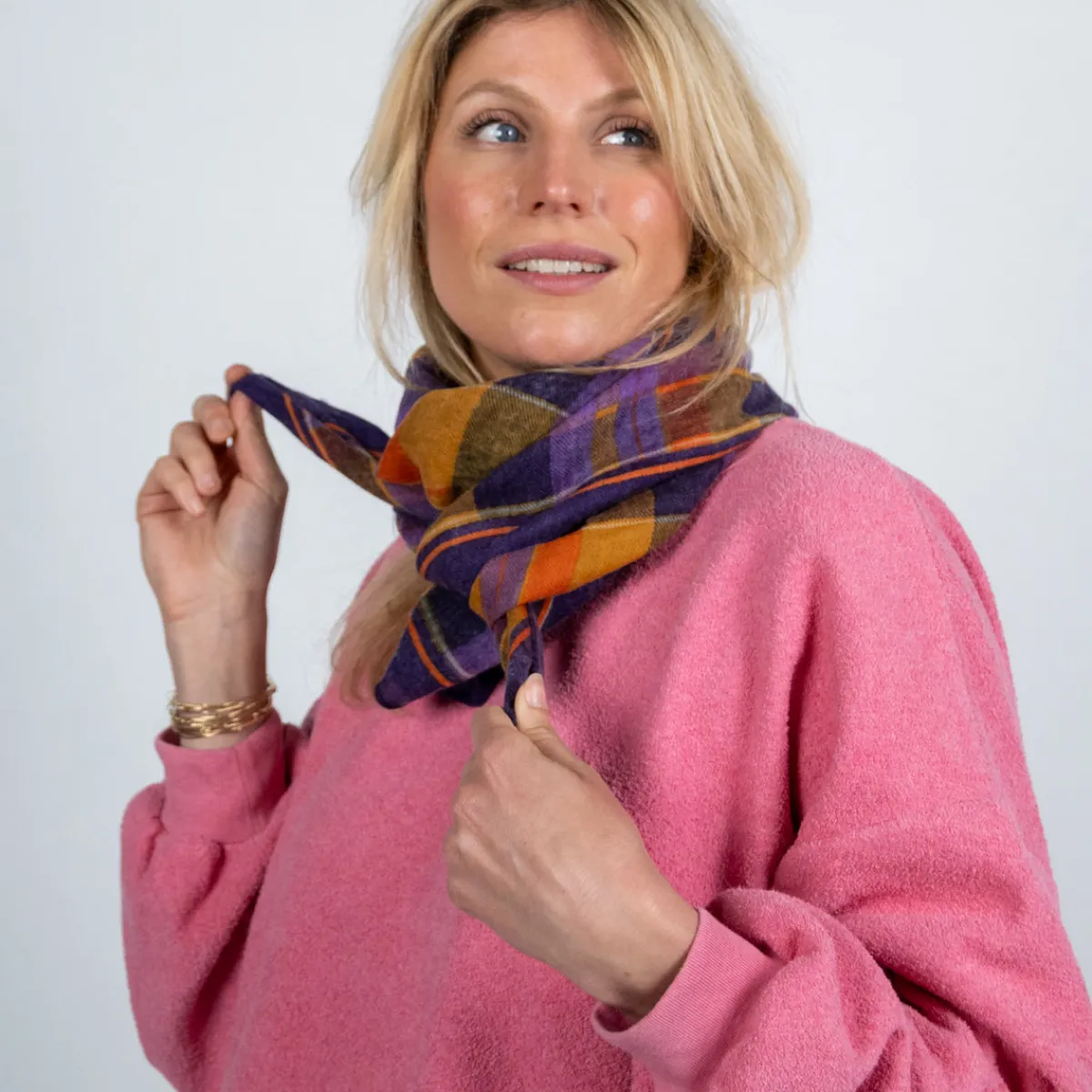 foulard__laine_victoire_2.webp BILLYBELT Foulard 100% laine Victoire>Femme Pour Femme