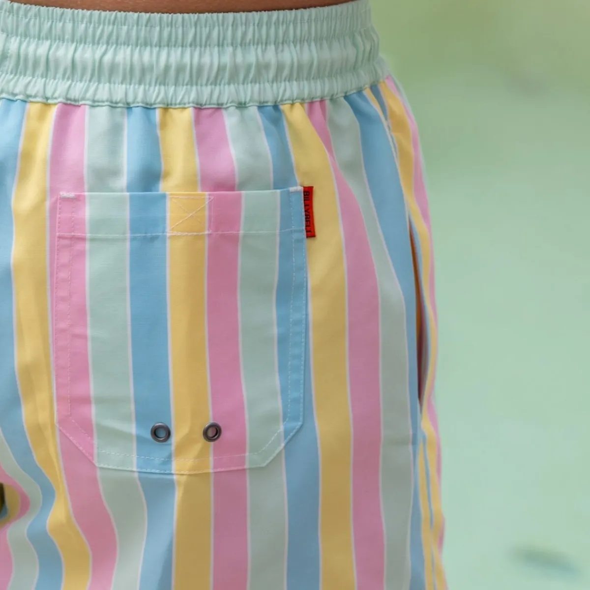short_de_bain_en__polyester_recycl_color_mania_4.webp BILLYBELT Short de bain en 100% polyester recyclé Color mania> Shorts De Bain