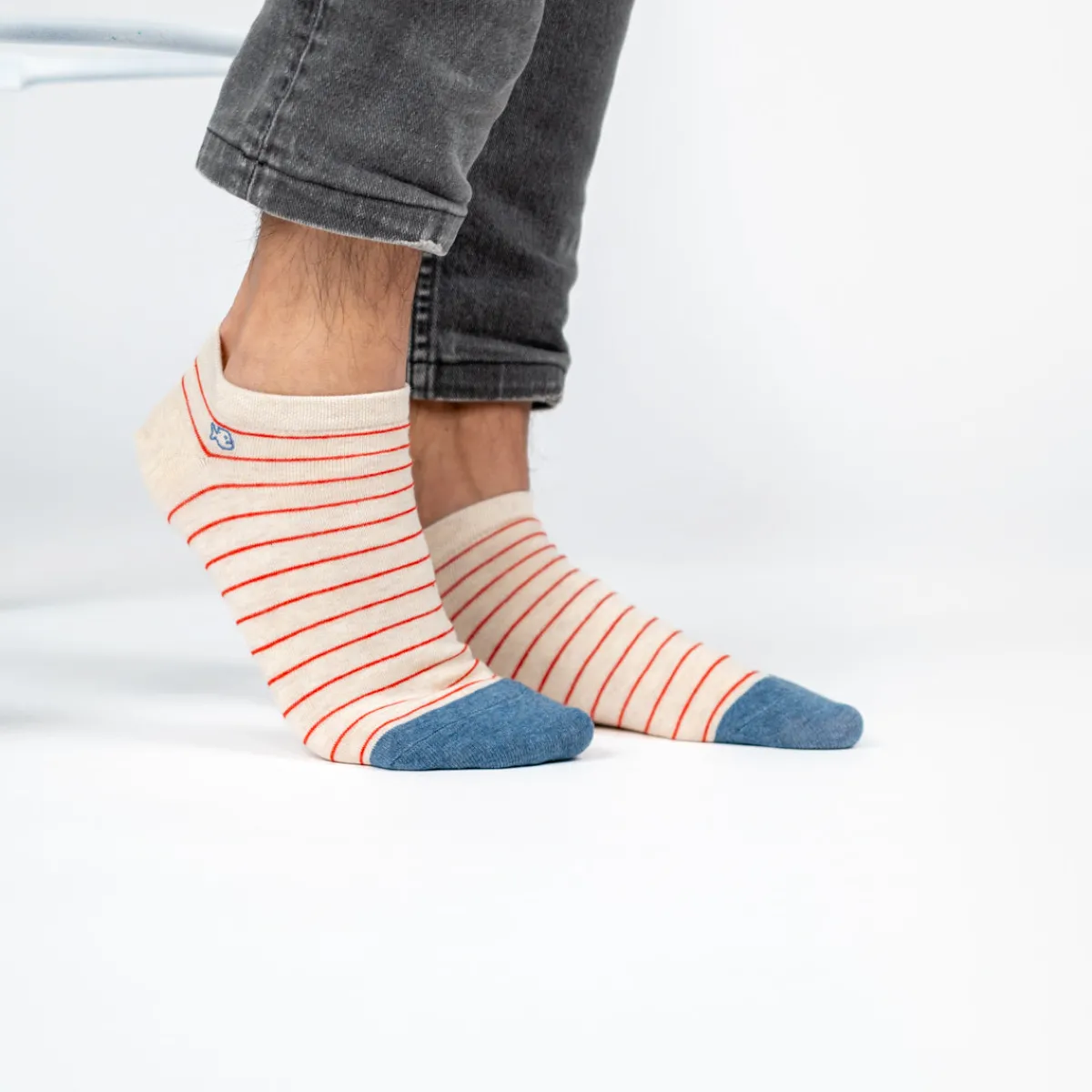 socquettes_en_coton_peign_a_rayures_fines__beige_ray_rouge_0.webp BILLYBELT Socquettes en coton peigné A rayures fines ->Homme Chaussettes Basses