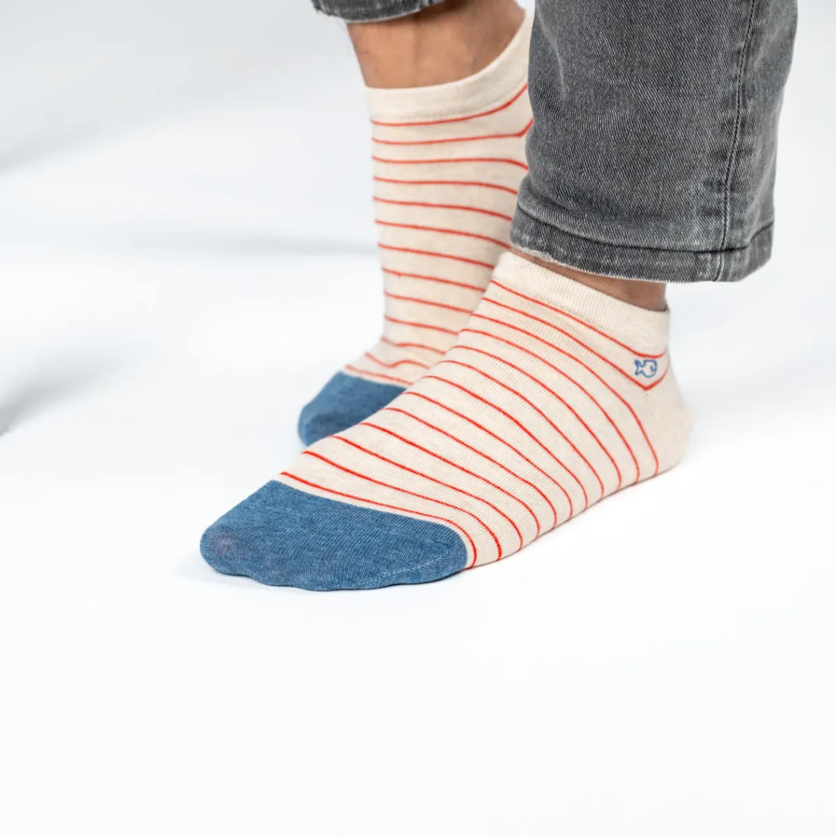 socquettes_en_coton_peign_a_rayures_fines__beige_ray_rouge_3.webp BILLYBELT Socquettes en coton peigné A rayures fines ->Homme Chaussettes Basses