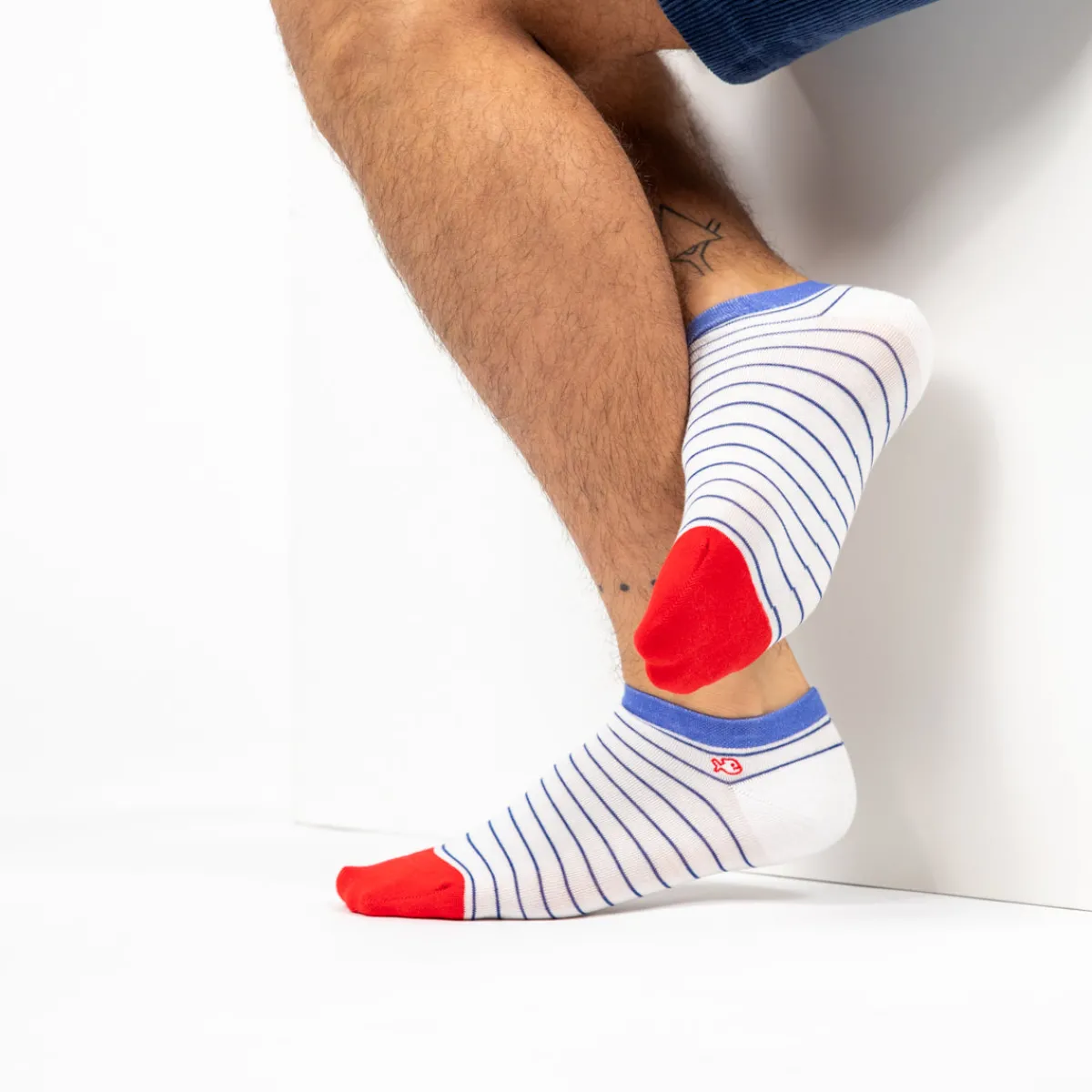socquettes_en_coton_peign_a_rayures_fines__blanc_ray_bleu_2.webp BILLYBELT Socquettes en coton peigné A rayures fines ->Homme Chaussettes Basses