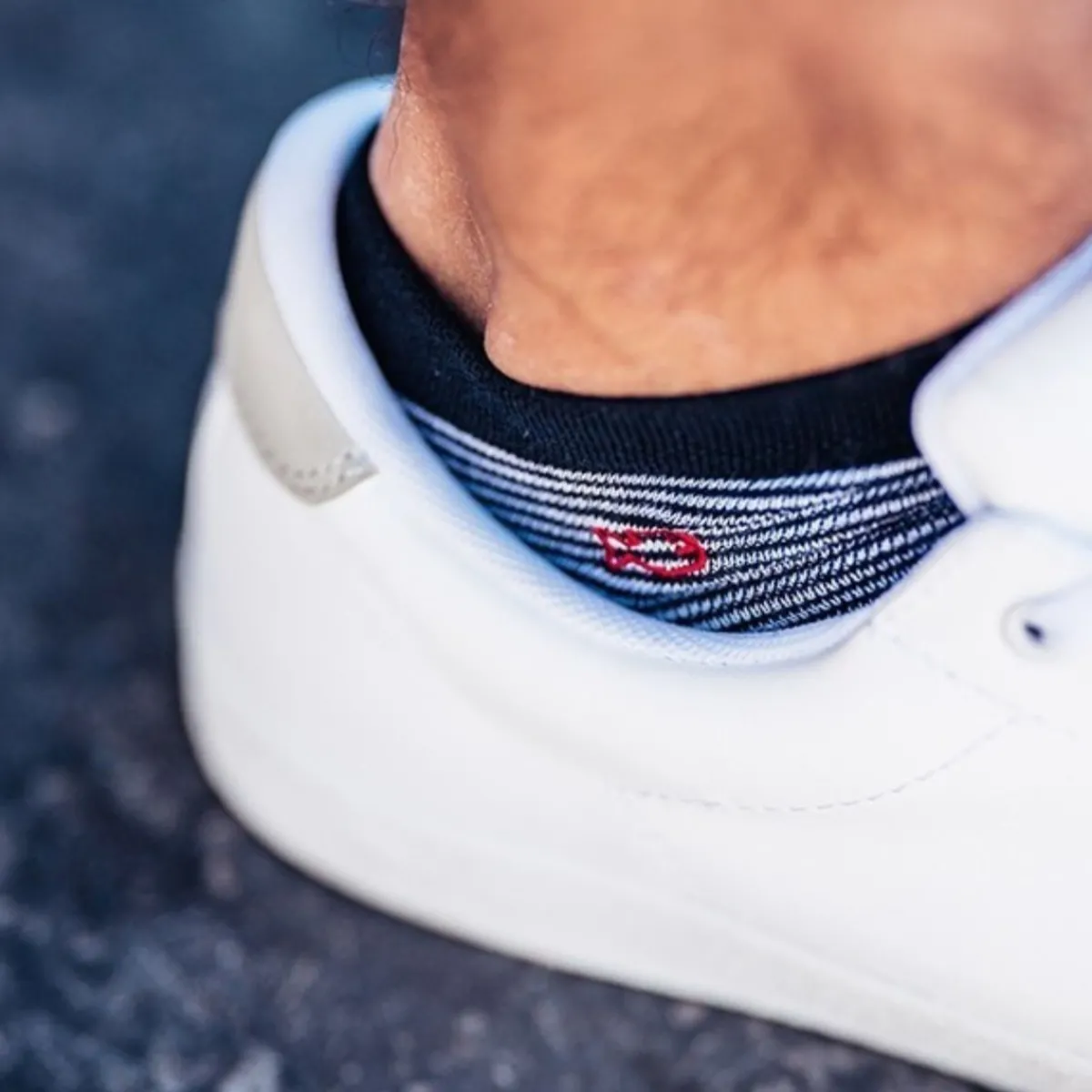 socquettes_en_coton_peign_rayes__noir_ray_blanc_0.webp BILLYBELT Socquettes en coton peigné Rayées - Noir rayé blanc>Homme Chaussettes Basses