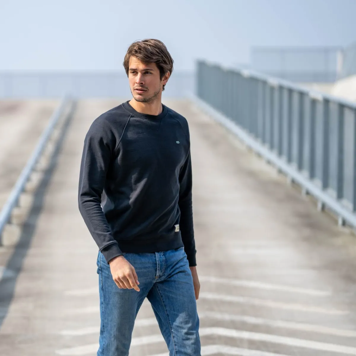 sweatshirt_en__coton_biologique_casual__gris_chin_4.webp BILLYBELT Sweatshirt en 100% coton biologique Casual - chiné> Sweatshirts