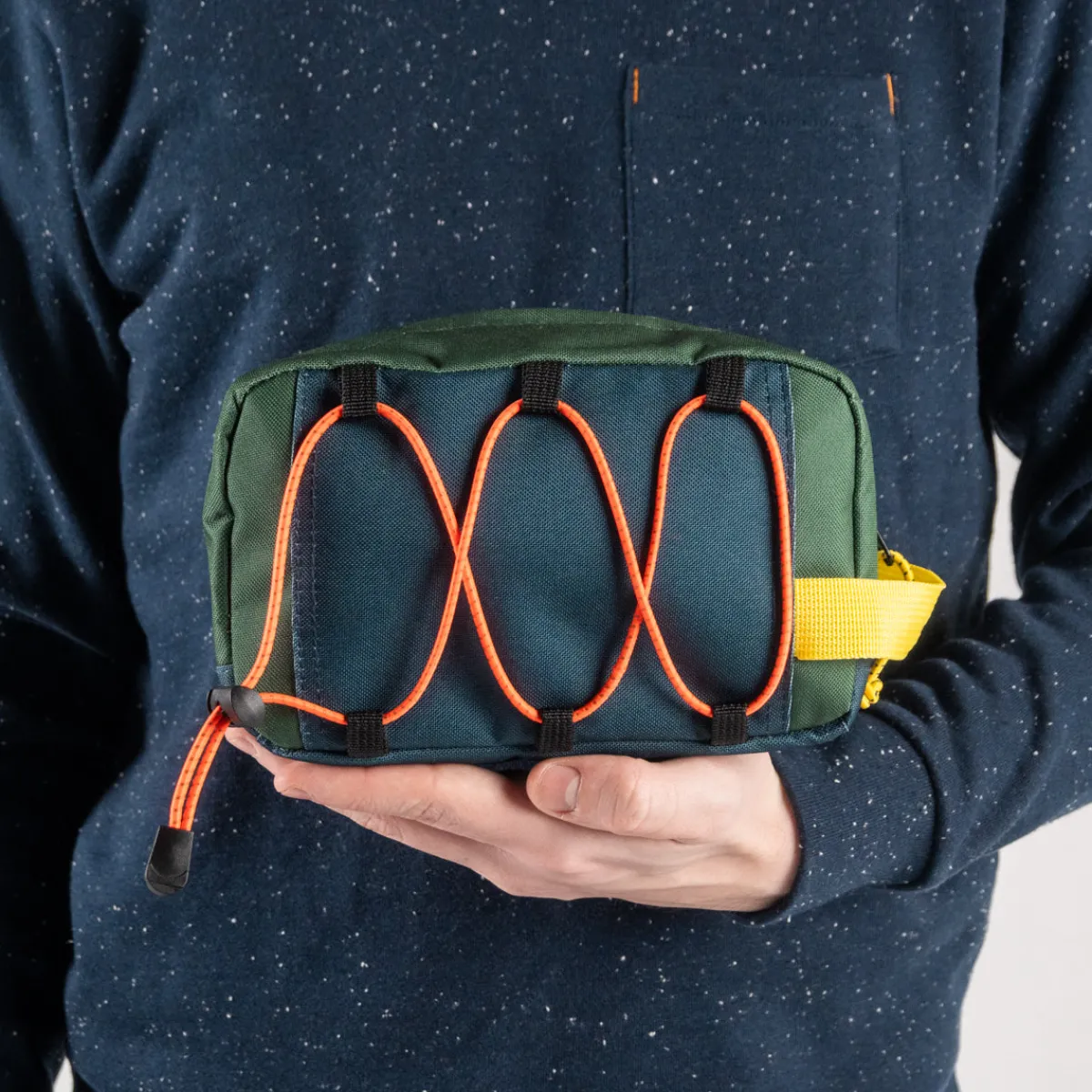 trousse_de_toilette__polyester_recycl_green_blue_2.webp BILLYBELT Trousse de toilette 100% polyester recyclé Green blue> Trousses De Toilette
