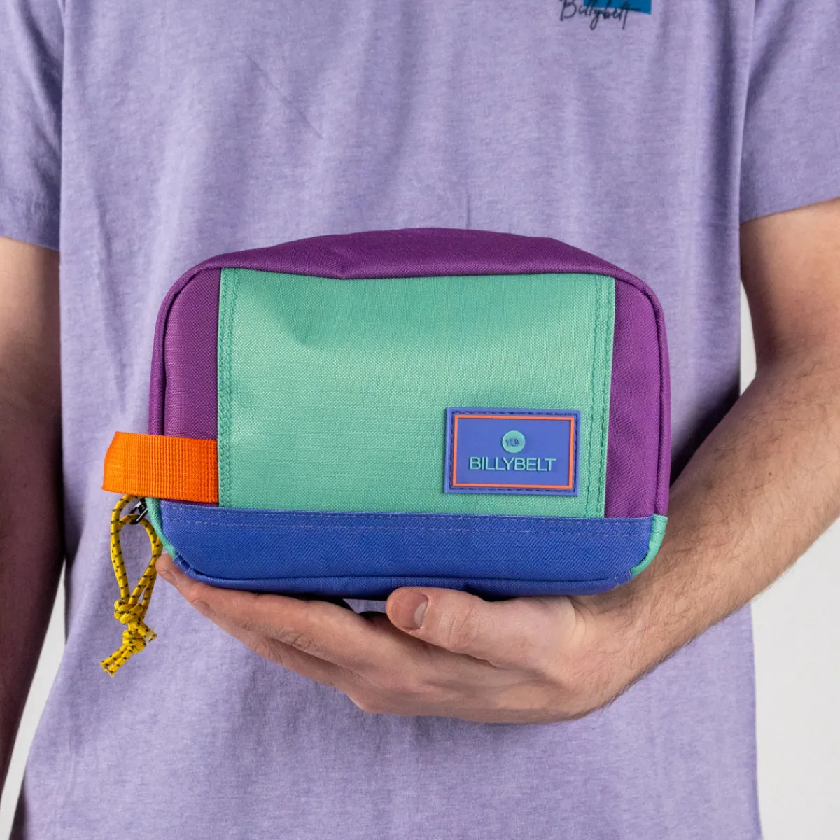 trousse_de_toilette__polyester_recycl_multico_0.webp BILLYBELT Trousse de toilette 100% polyester recyclé Multico> Trousses De Toilette