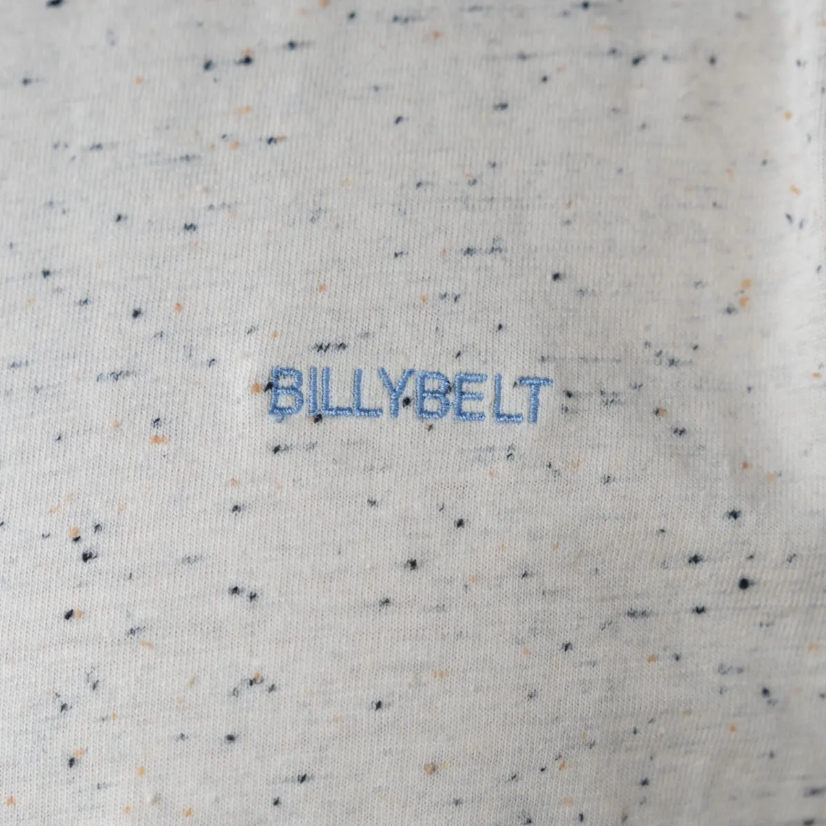 tshirt_en__coton_biologique_authentique__mouchet_beige_4.webp BILLYBELT T-shirt en 100% coton biologique Authentique -> T-Shirts