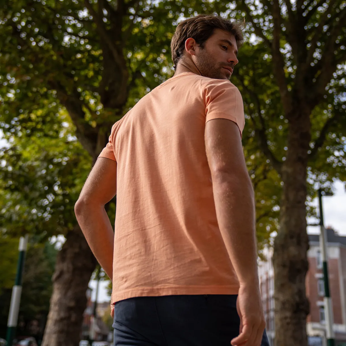 tshirt_en__coton_biologique_garment_dye__orange_4.webp BILLYBELT T-shirt en 100% coton biologique Garment dye -> T-Shirts