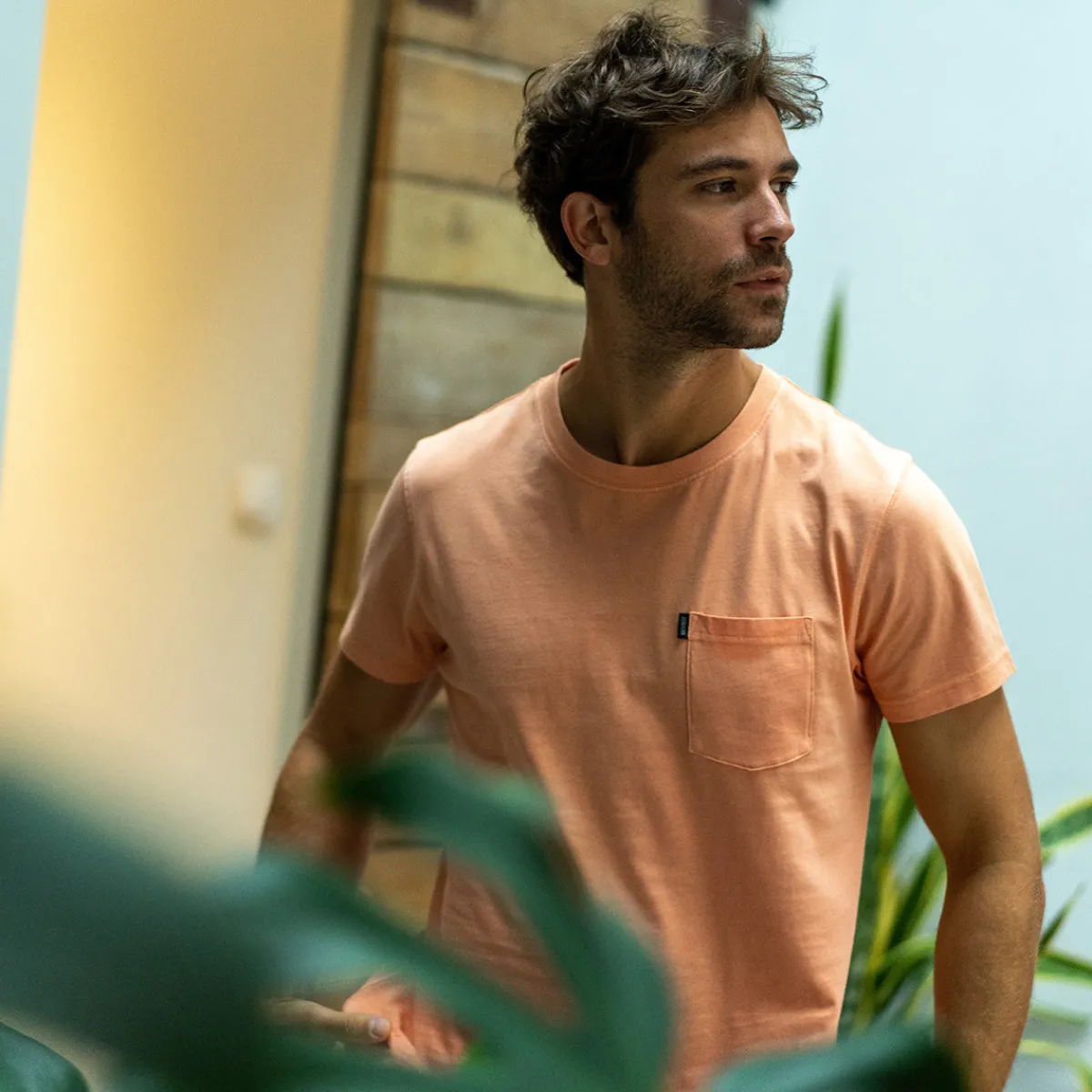 tshirt_en__coton_biologique_garment_dye__orange_5.webp BILLYBELT T-shirt en 100% coton biologique Garment dye -> T-Shirts