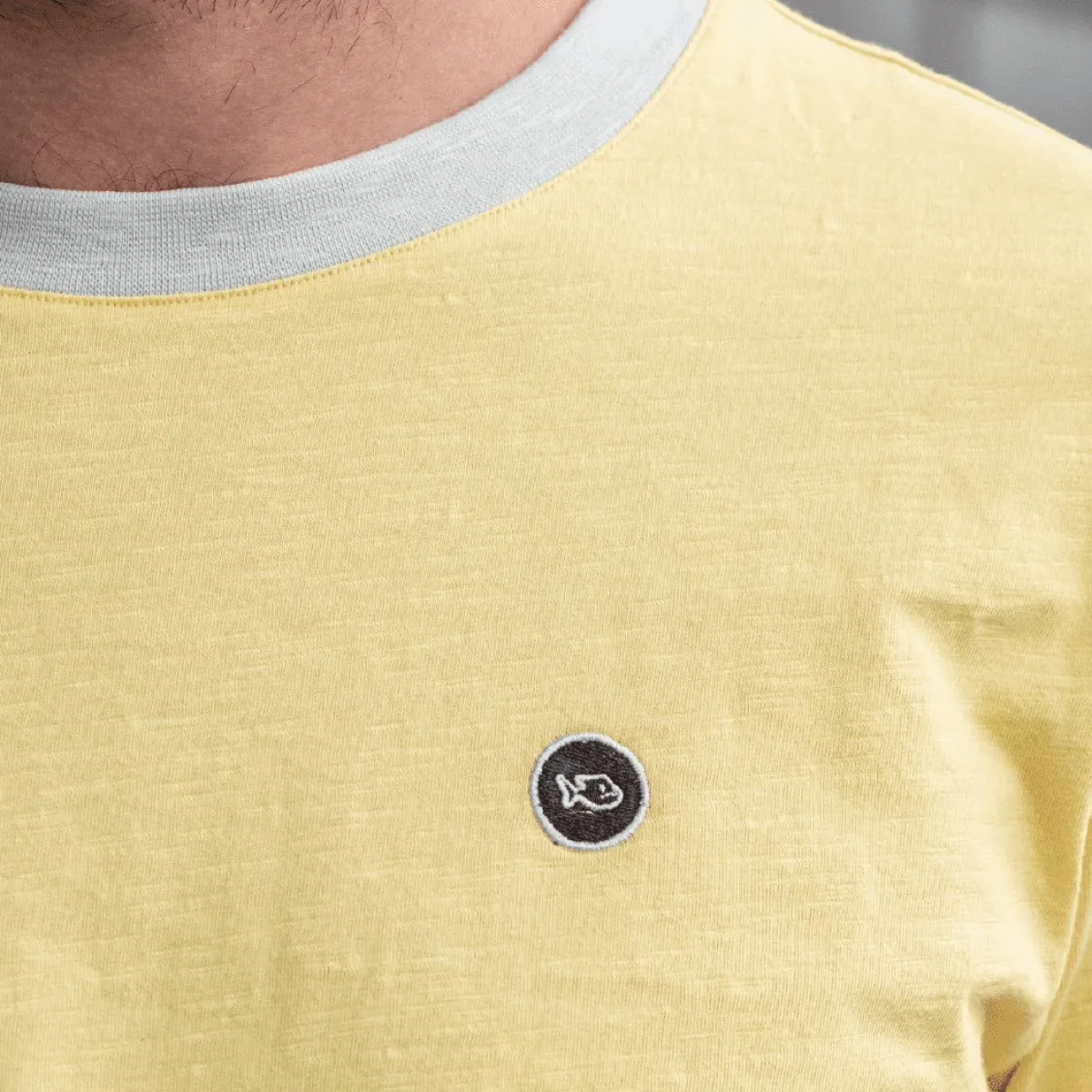 tshirt_en_coton_biologique_flamm__jaune_3.webp BILLYBELT T-shirt en coton biologique flammé -> T-Shirts