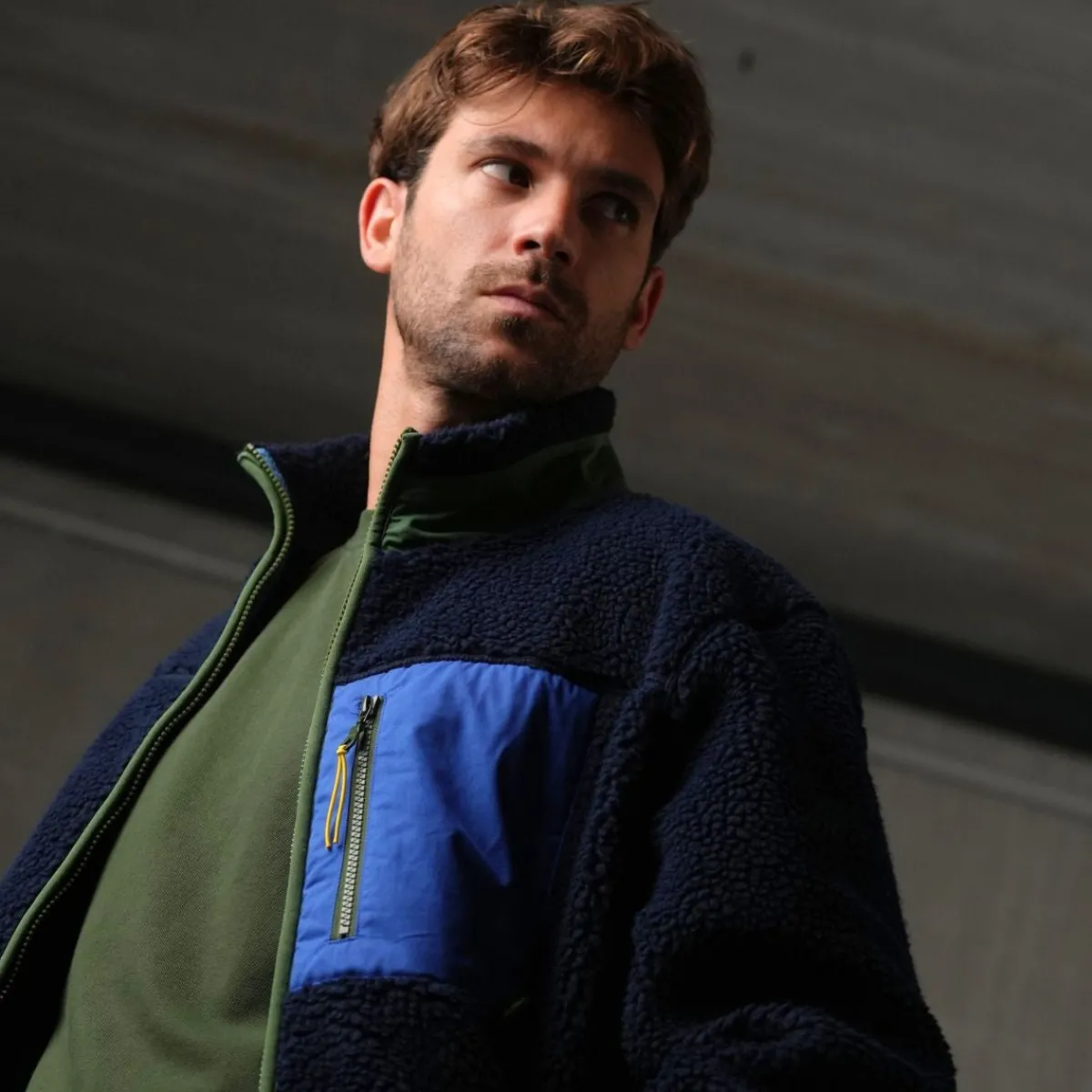 veste_sherpa_mixte_zippe_bleu_marine_4.webp BILLYBELT Veste sherpa mixte zippée>Homme Vestes Et Pulls En Sherpa Homme