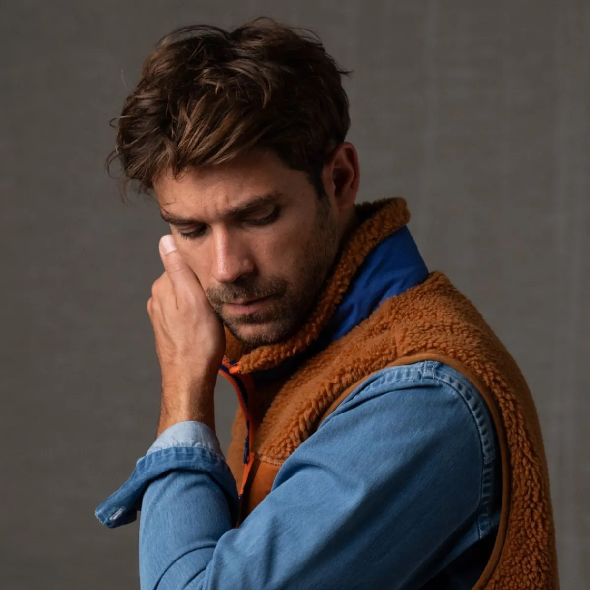 veste_sherpa_mixte_zippe_sans_manches_camel_3.webp BILLYBELT Veste sherpa mixte zippée sans manches>Homme Vestes Et Pulls En Sherpa Homme